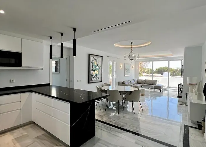 Somptueux Duplex Marbelle Apartment